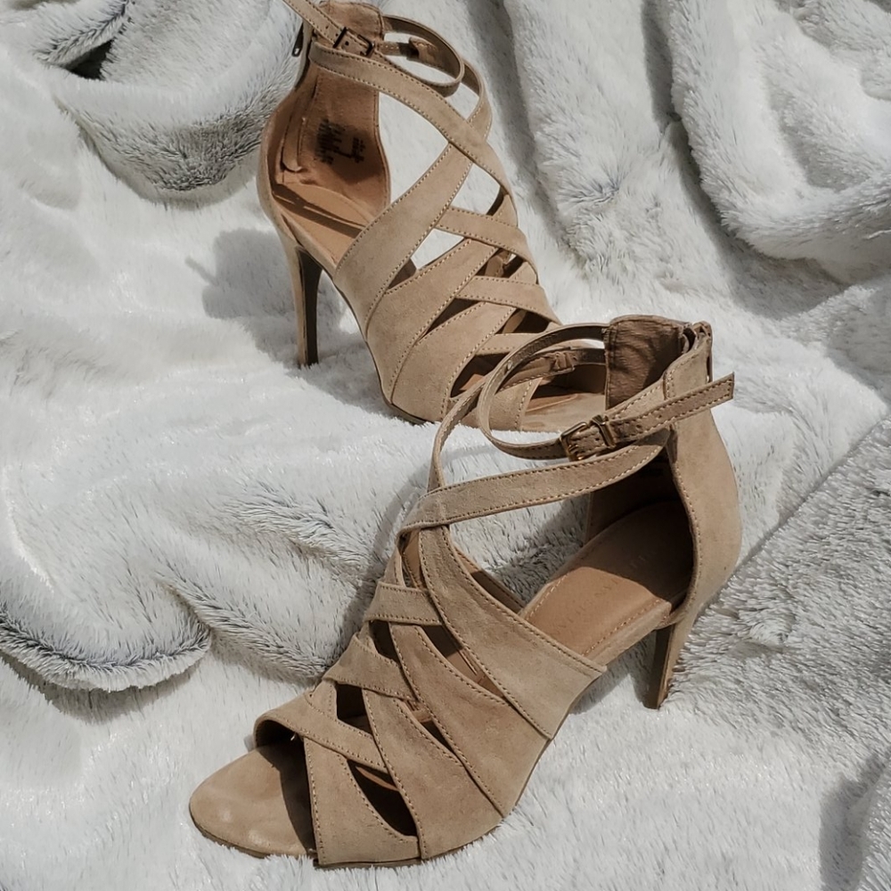 Nude heels
